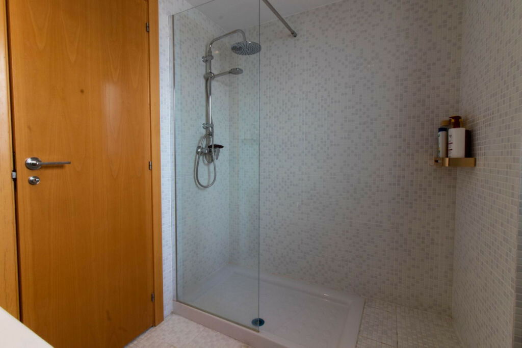 Penthouse Casares Málaga - image 19