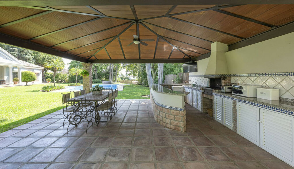 Detached Villa Guadalmina Alta Málaga - image 35