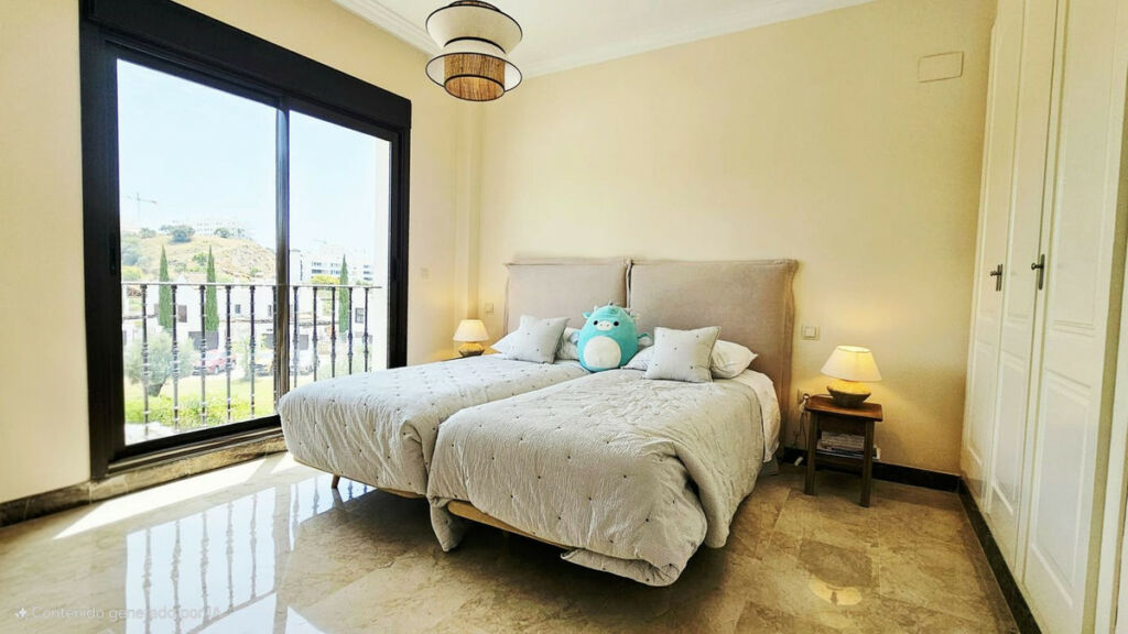 Detached Villa Estepona Málaga - image 35