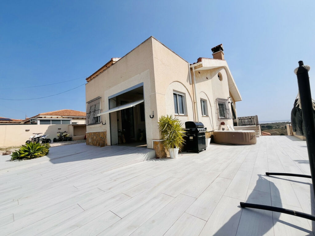 Detached Villa San Miguel de Salinas Alicante - image 35