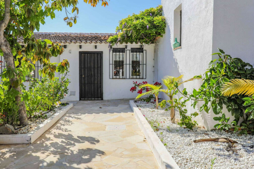 Detached Villa Jesús Pobre Alicante - image 35
