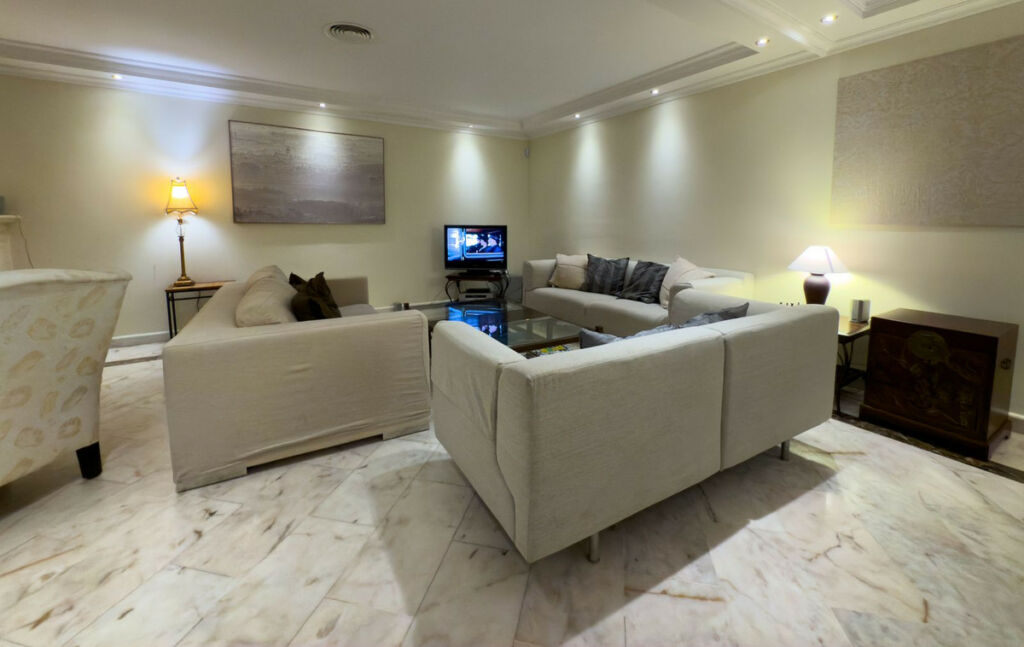 Detached Villa El Rosario Málaga - image 35