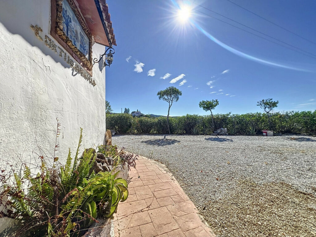 Detached Villa Sedella Málaga - image 35