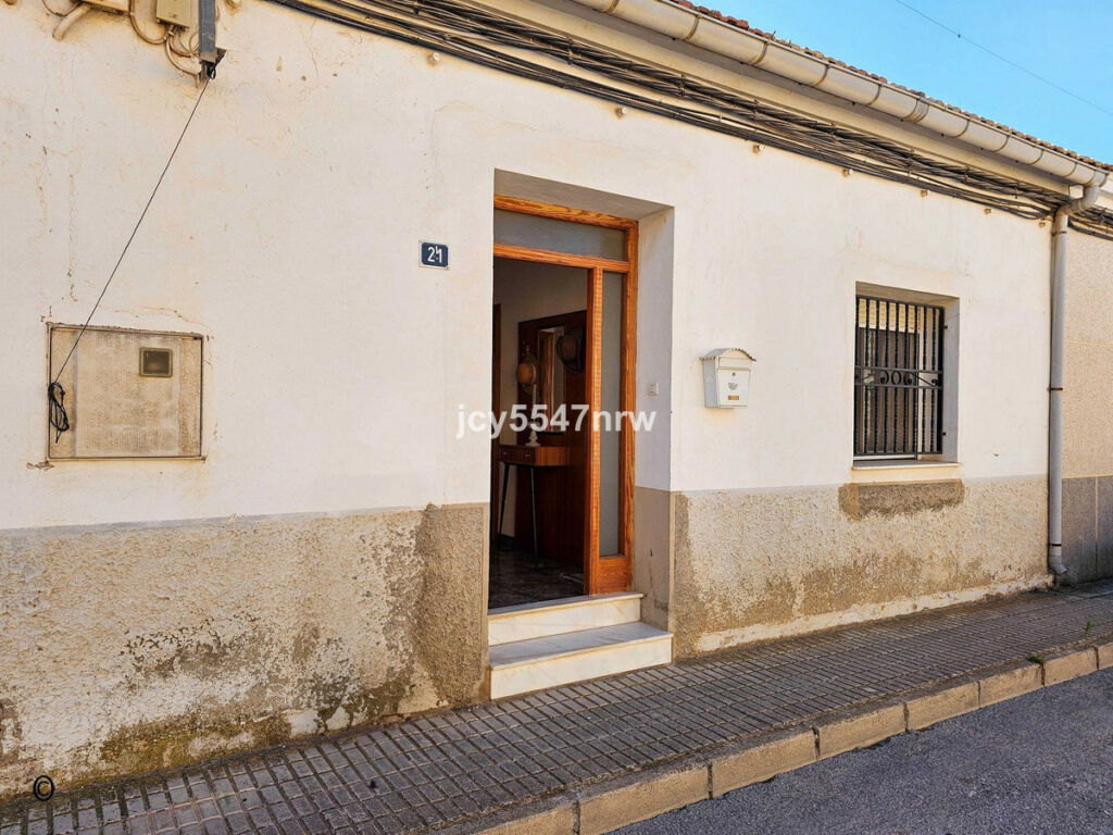 Townhouse Pinoso Alicante - image 35