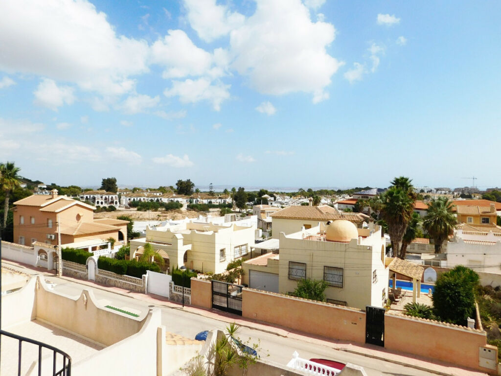Detached Villa Blue Lagoon Alicante - image 35