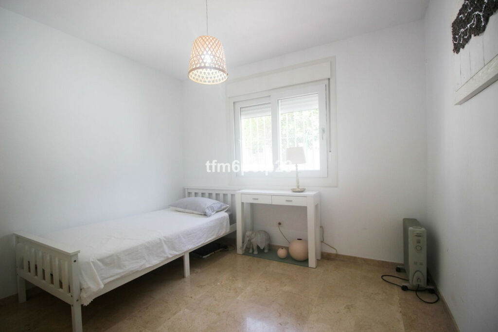 Semi-Detached House La Duquesa Málaga - image 35