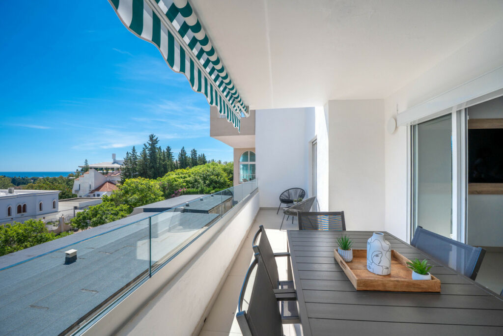 Middle Floor Apartment Nueva Andalucía Málaga - image 35