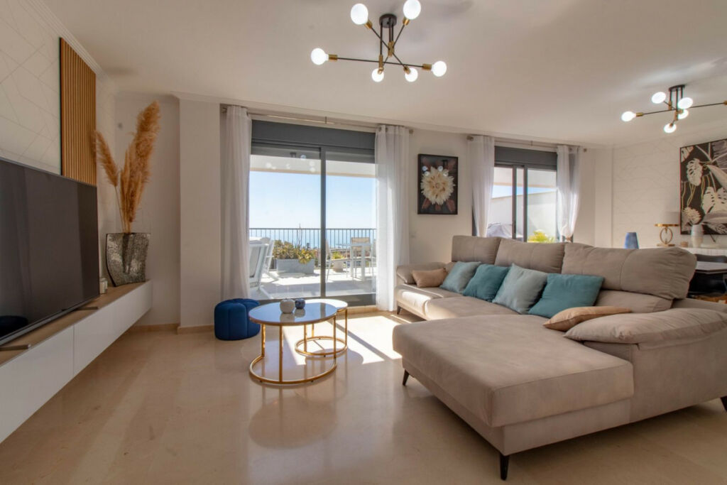 Penthouse Casares Málaga - image 20