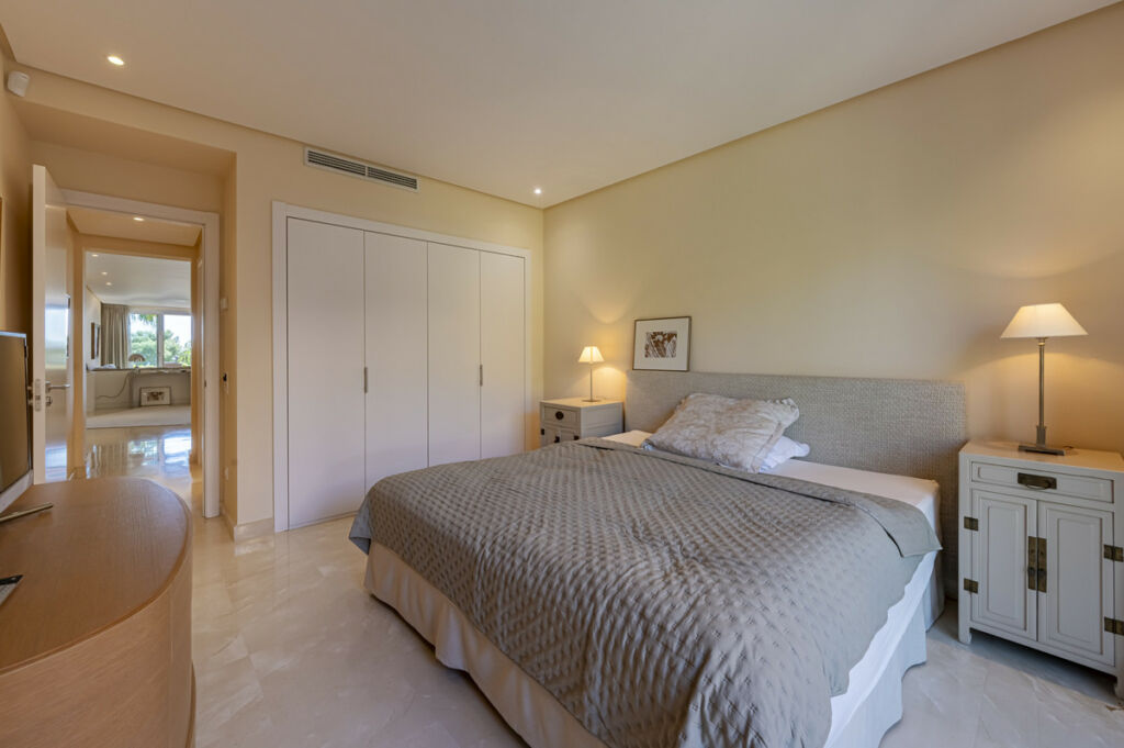 Penthouse The Golden Mile Málaga - image 36