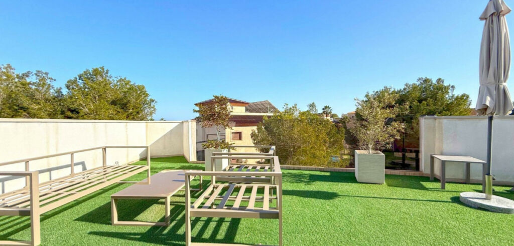 Detached Villa Villamartin Alicante - image 36
