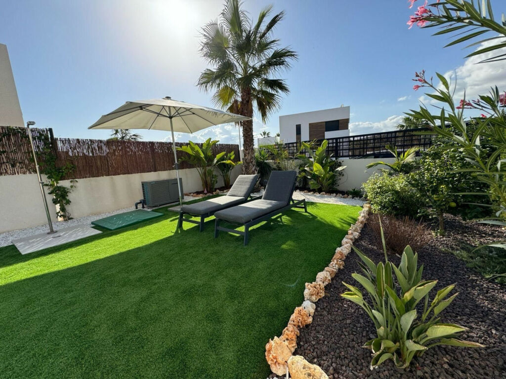 Detached Villa La Finca Golf Alicante - image 37