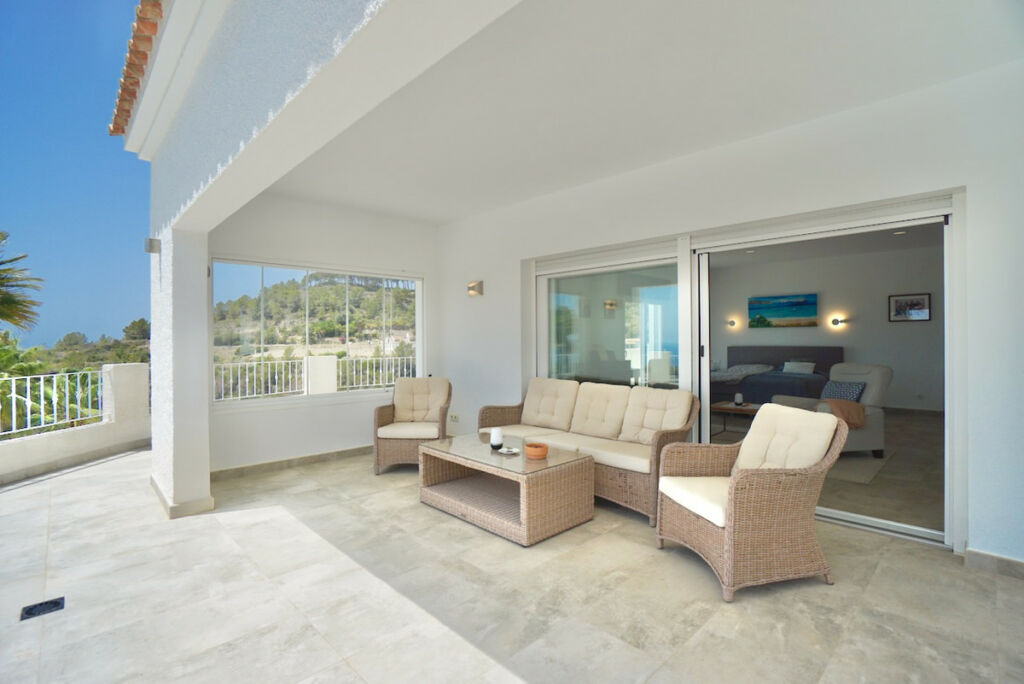 Detached Villa Montemar Alicante - image 36