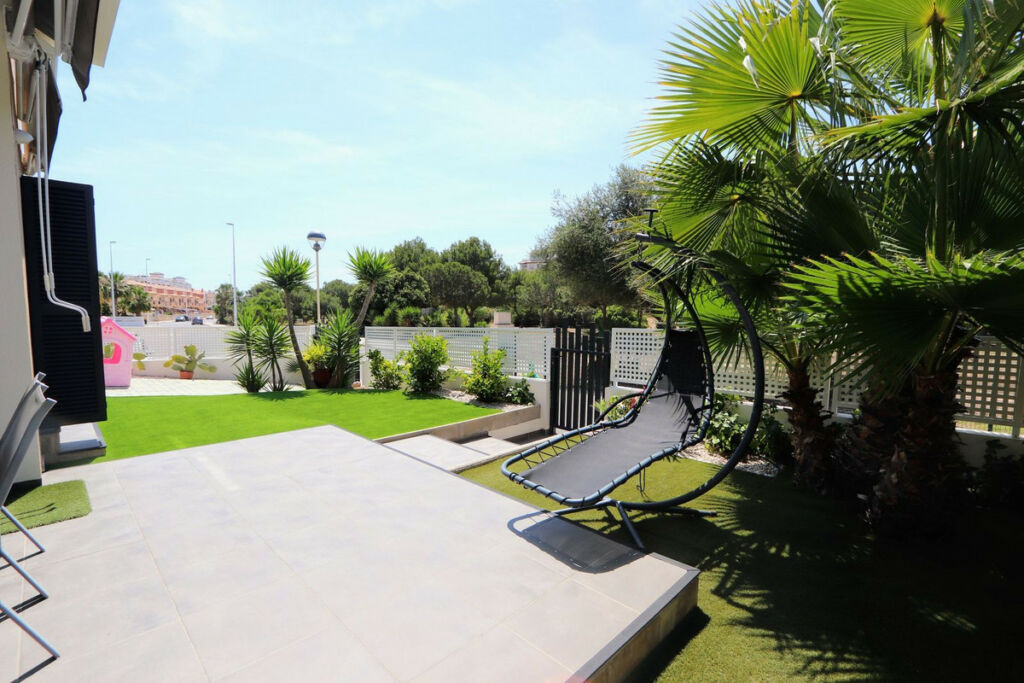 Detached Villa La Zenia Alicante - image 36
