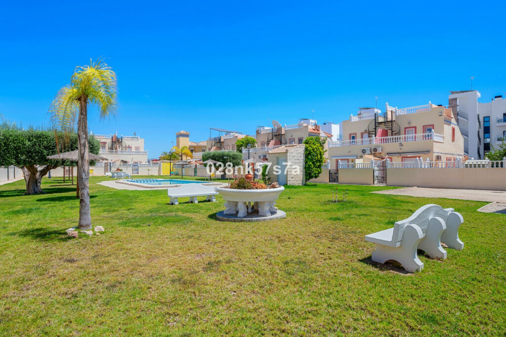 Townhouse La Zenia Alicante - image 36