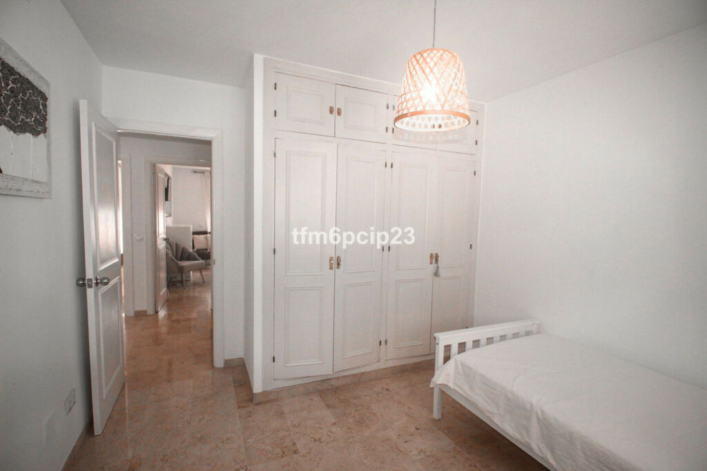 Semi-Detached House La Duquesa Málaga - image 36