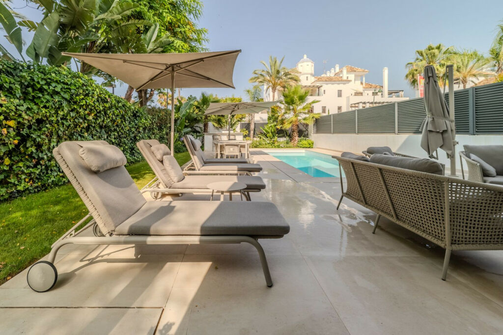 Detached Villa Puerto Banús Málaga - image 36