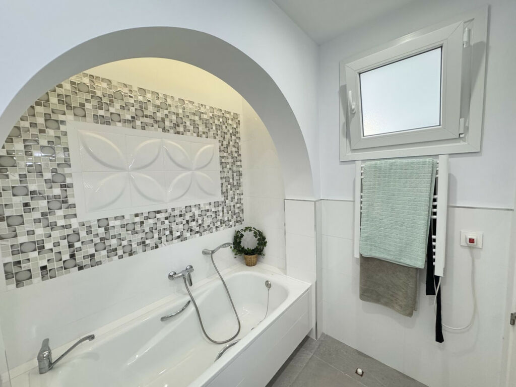 Detached Villa Riviera del Sol Málaga - image 36