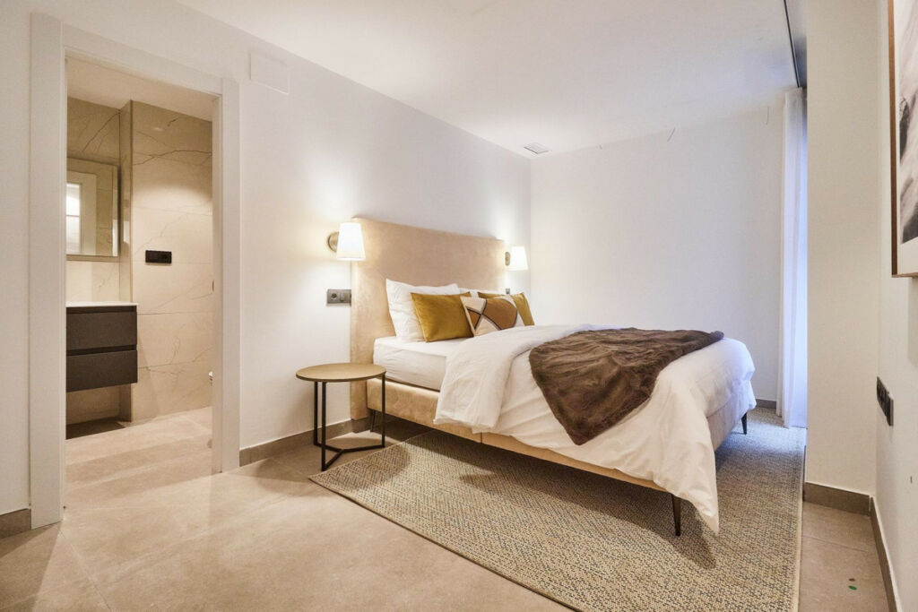 Middle Floor Apartment Fuengirola Málaga - image 36