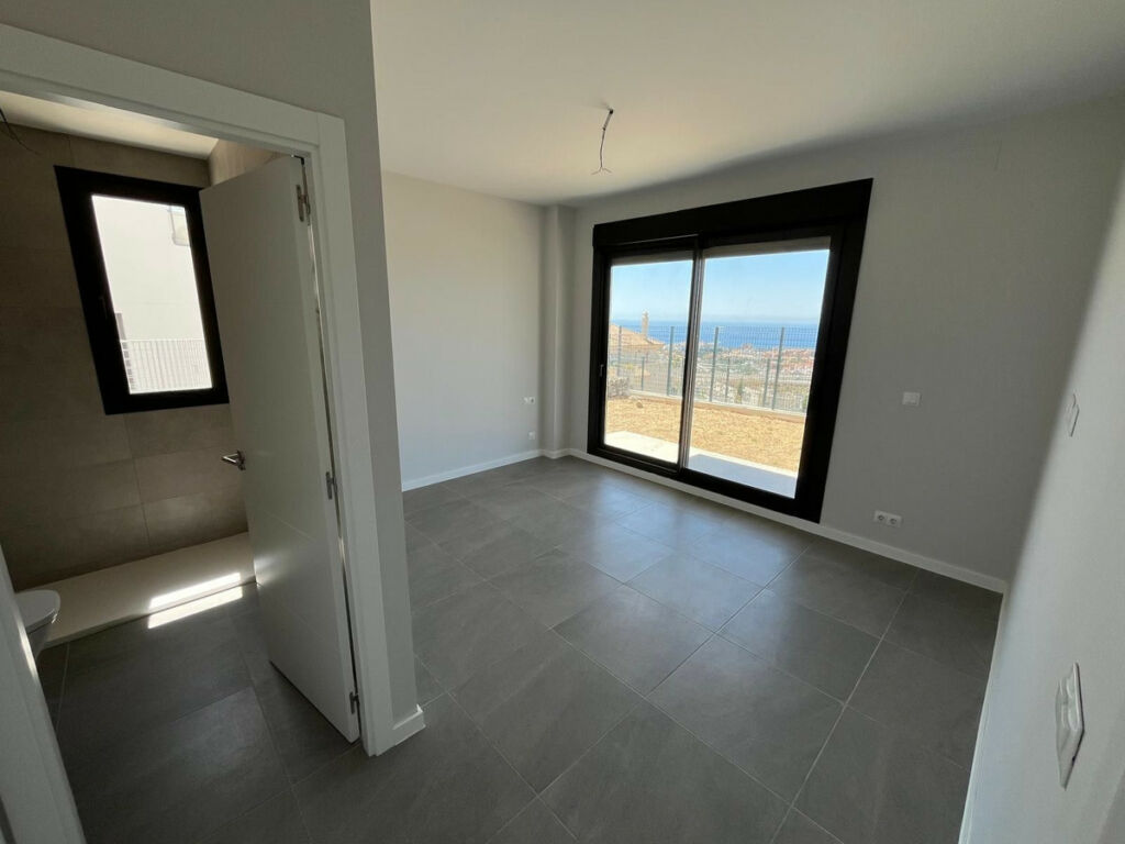 Semi-Detached House Riviera del Sol Málaga - image 35