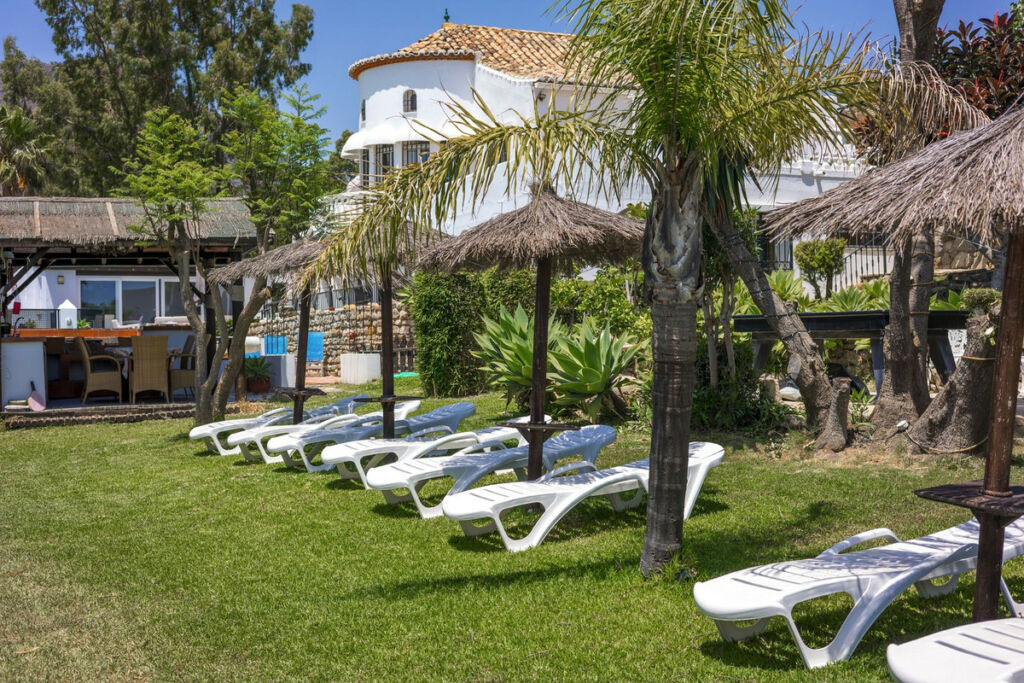 Detached Villa Estepona Málaga - image 51