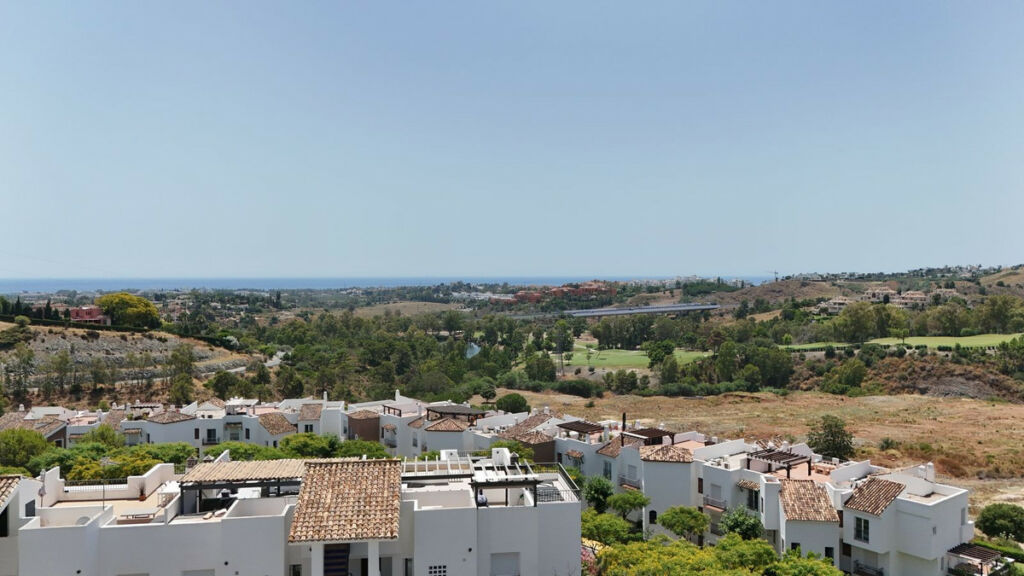 Middle Floor Apartment Benahavís Málaga - image 37