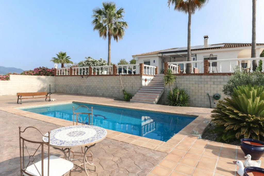 Detached Villa Guaro Málaga - image 37