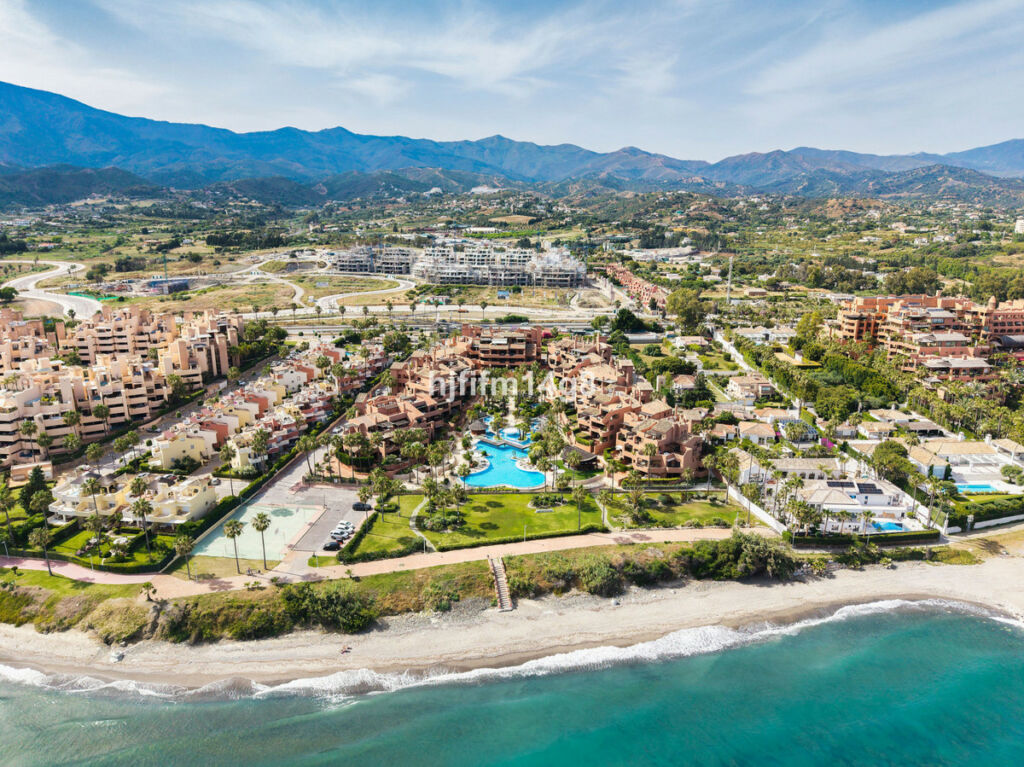 Penthouse Estepona Málaga - image 37