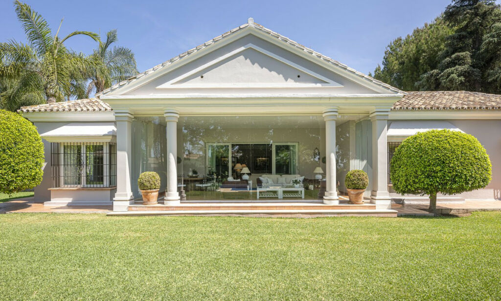 Detached Villa Guadalmina Alta Málaga - image 37