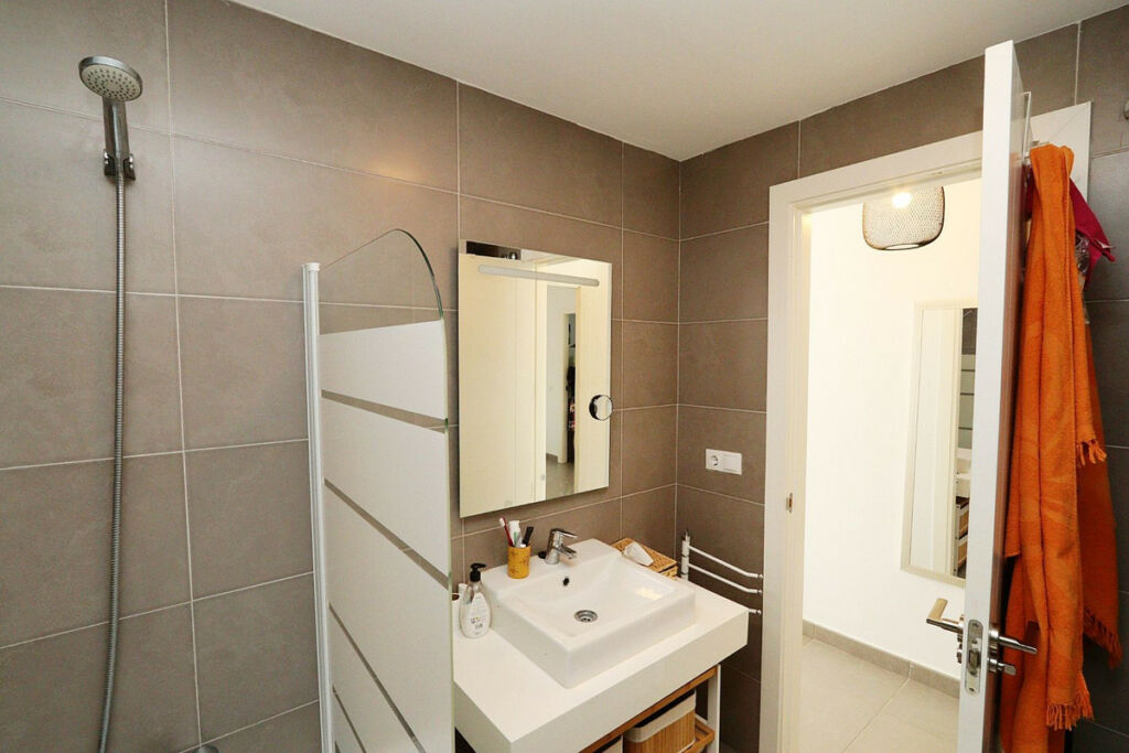 Middle Floor Apartment Altea Alicante - image 37