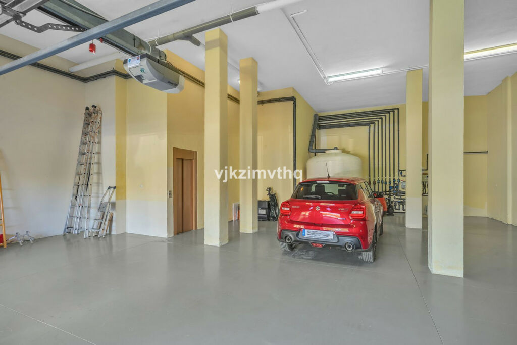 Detached Villa Benahavís Málaga - image 39