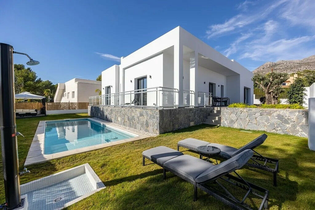 Detached Villa Altea Alicante - image 37