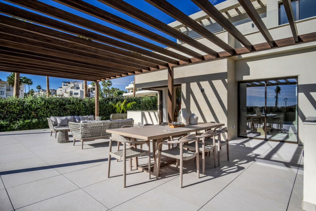 Detached Villa New Golden Mile Málaga - image 35