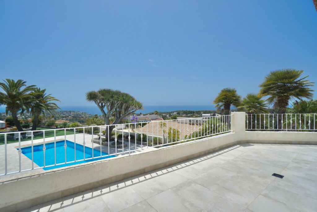 Detached Villa Montemar Alicante - image 37