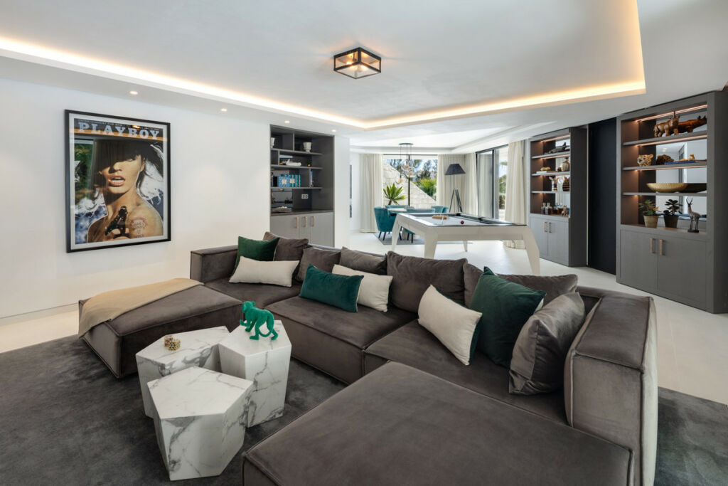 Detached Villa Benahavís Málaga - image 37