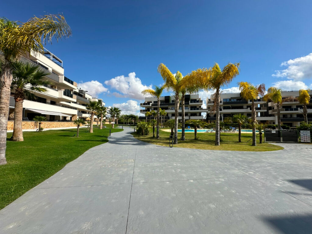 Penthouse Playa Flamenca Alicante - image 38