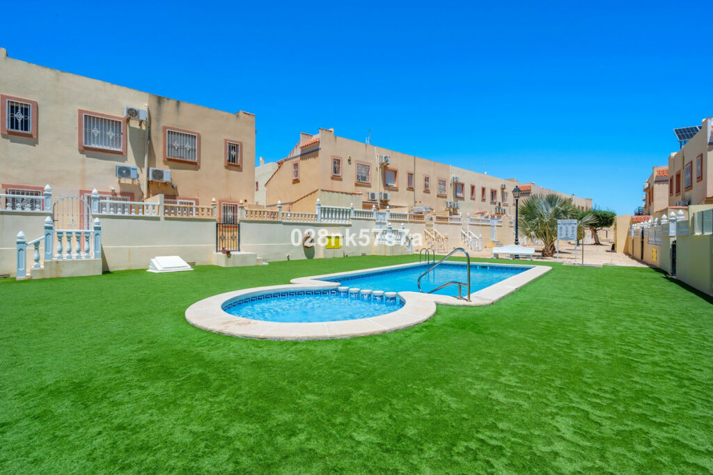 Townhouse La Zenia Alicante - image 38