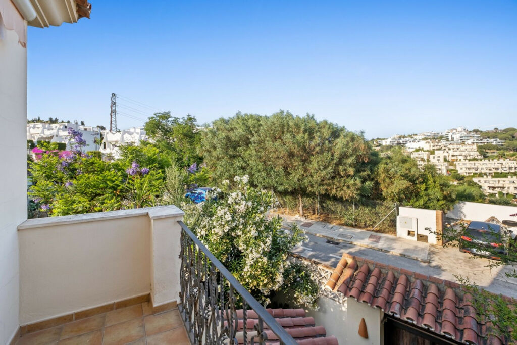 Detached Villa Reserva de Marbella Málaga - image 38