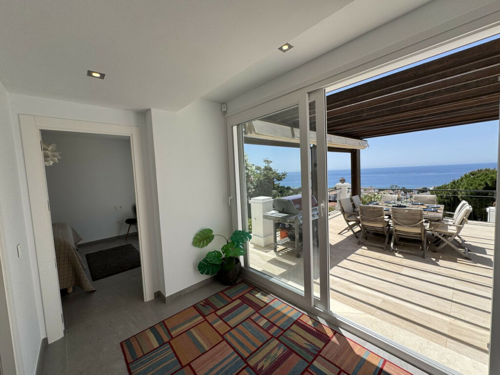 Detached Villa Riviera del Sol Málaga - image 38