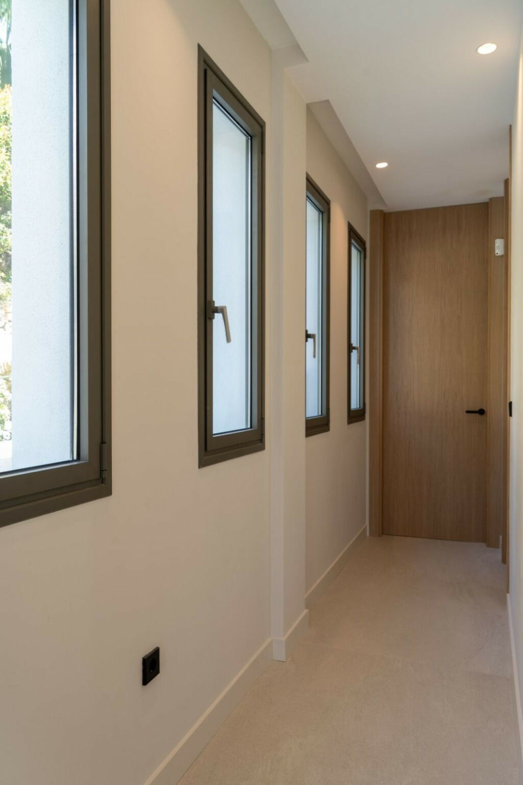 Detached Villa Estepona Málaga - image 38