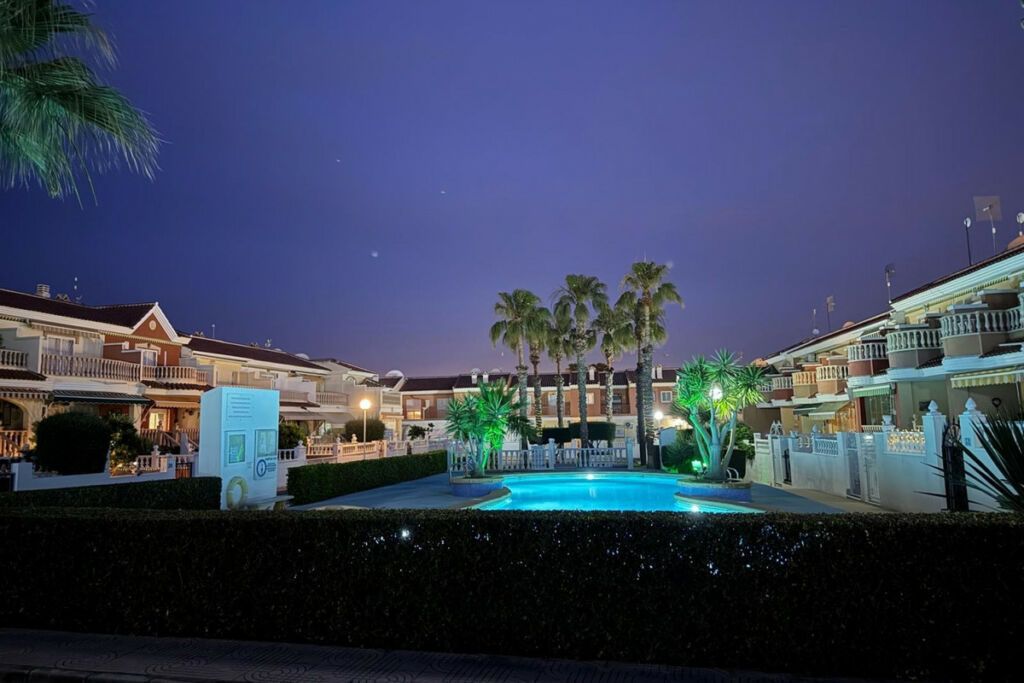 Townhouse Dona Pepa Alicante - image 38