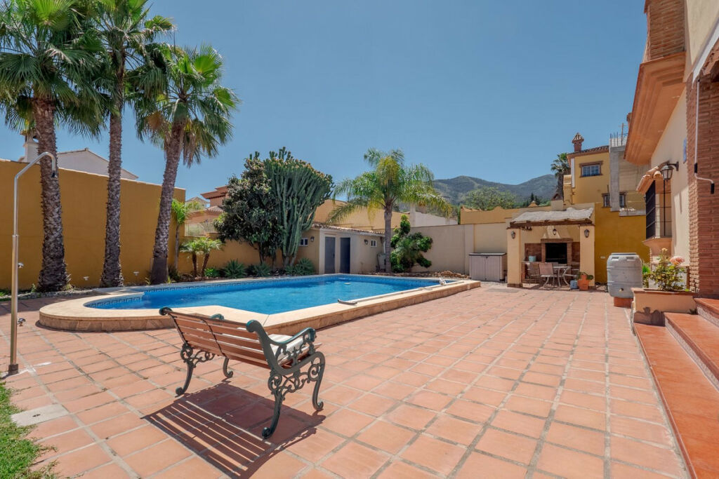 Detached Villa Alhaurín el Grande Málaga - image 38