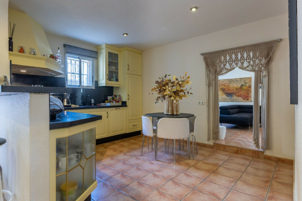 Detached Villa Benijofar Alicante - image 38