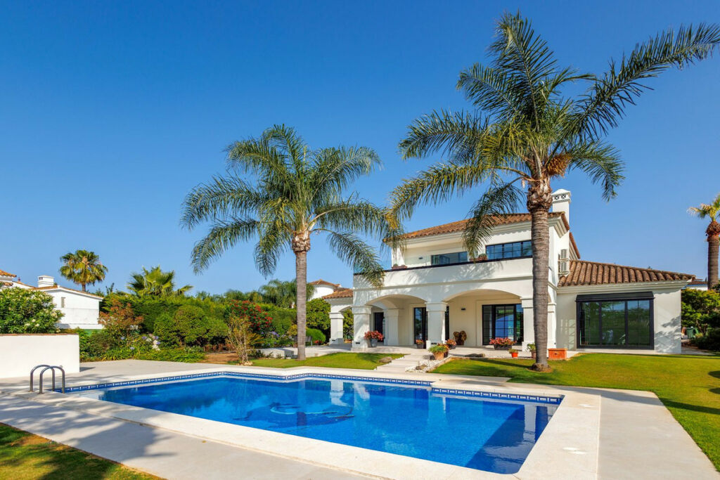 Detached Villa Sotogrande Cádiz - image 39