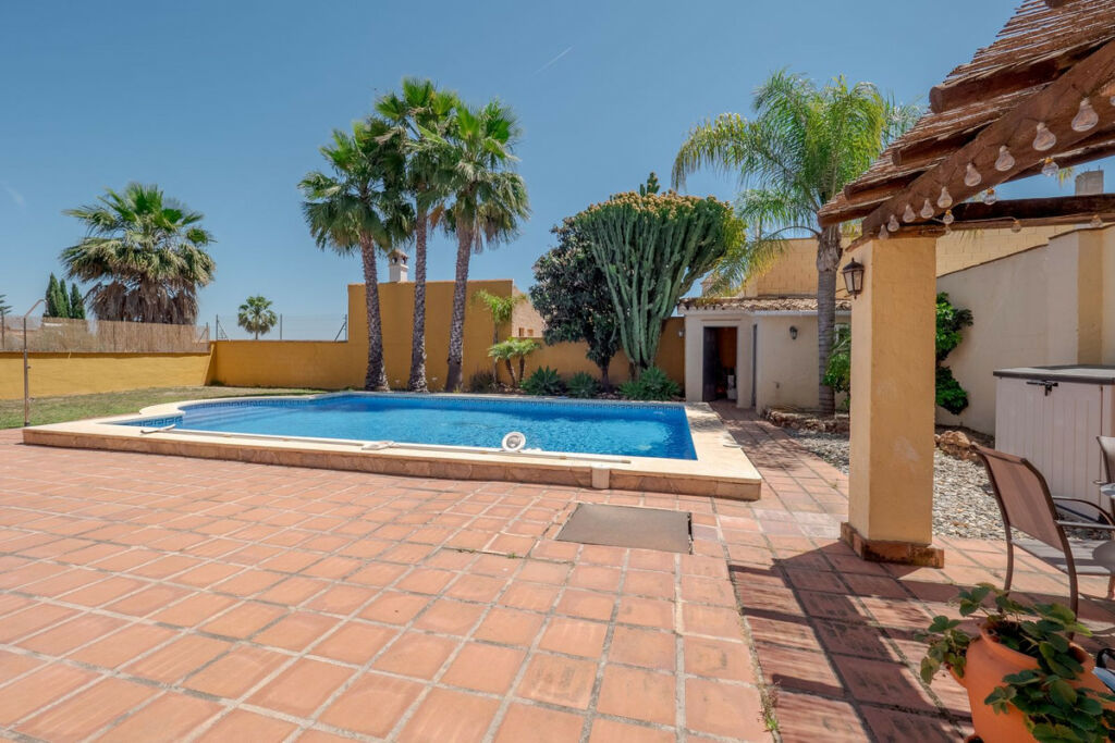 Detached Villa Alhaurín el Grande Málaga - image 39