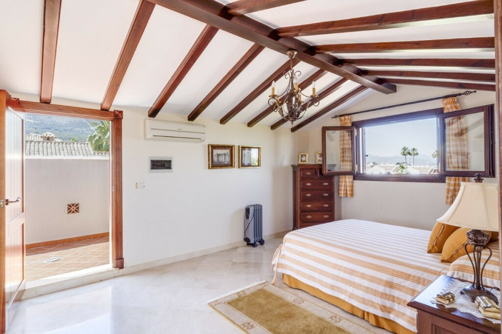 Detached Villa Alhaurín el Grande Málaga - image 39
