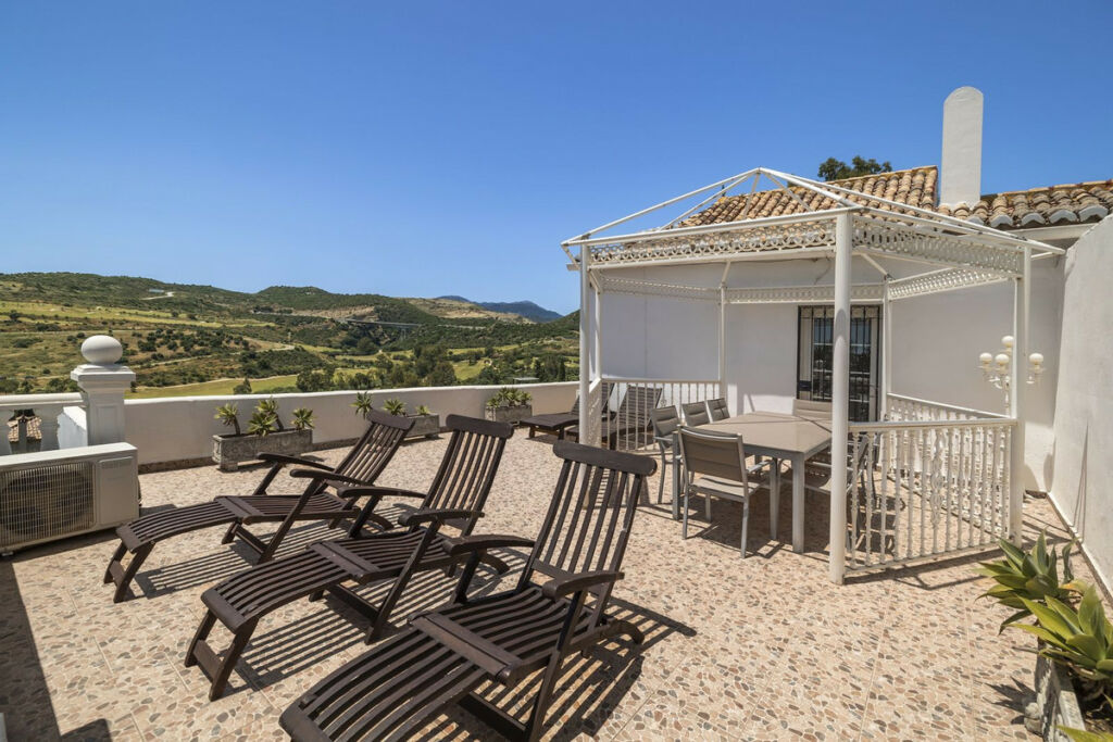 Detached Villa Estepona Málaga - image 53