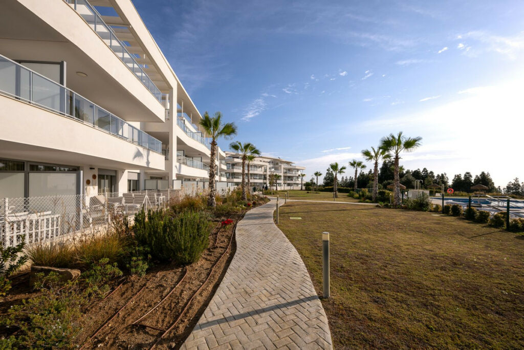 Middle Floor Apartment El Chaparral Málaga - image 39