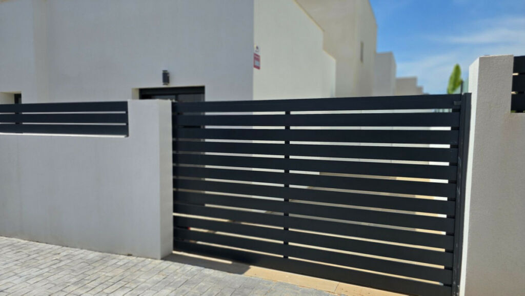 Detached Villa Los Montesinos Alicante - image 39