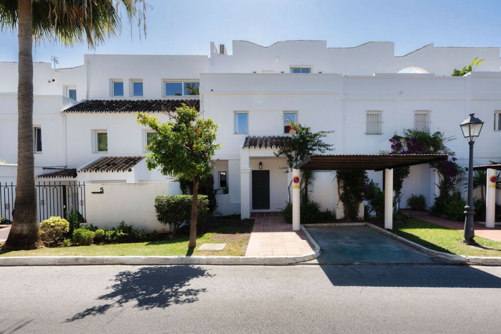 Townhouse La Quinta Málaga - image 39