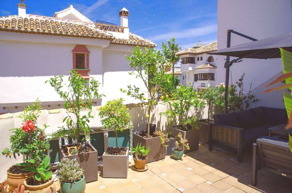 Middle Floor Apartment Mijas Golf Málaga - image 4
